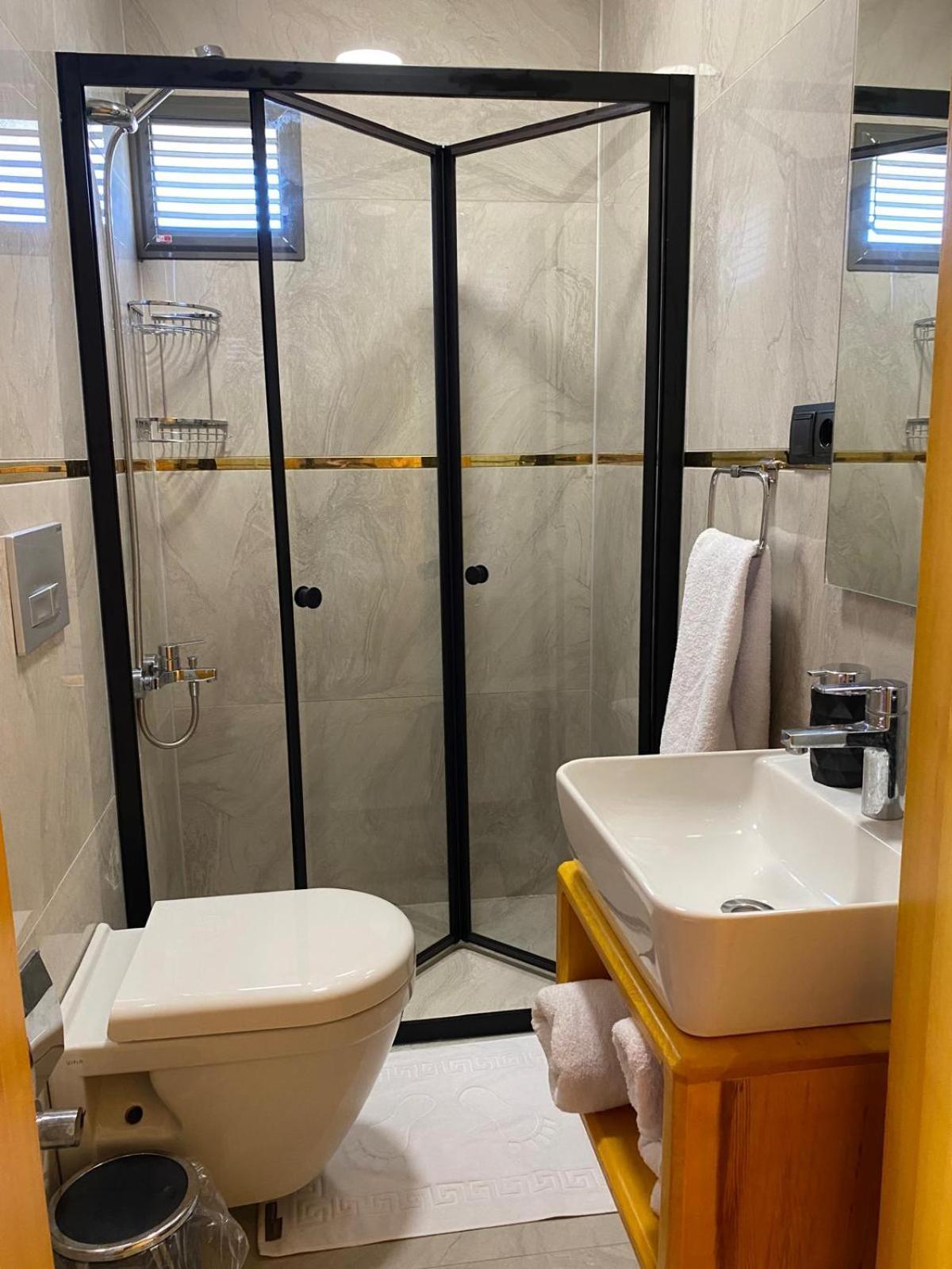 Moj Dom Kuecuekkoey Hotel Kültér fotó